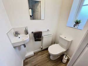 Guest wc- click for photo gallery